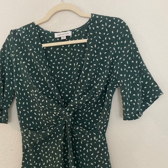 AMOUR VERT Joselle Wrap Dress Silk Green Polka Dot Midi Dress Size Medium - Picture 4 of 8
